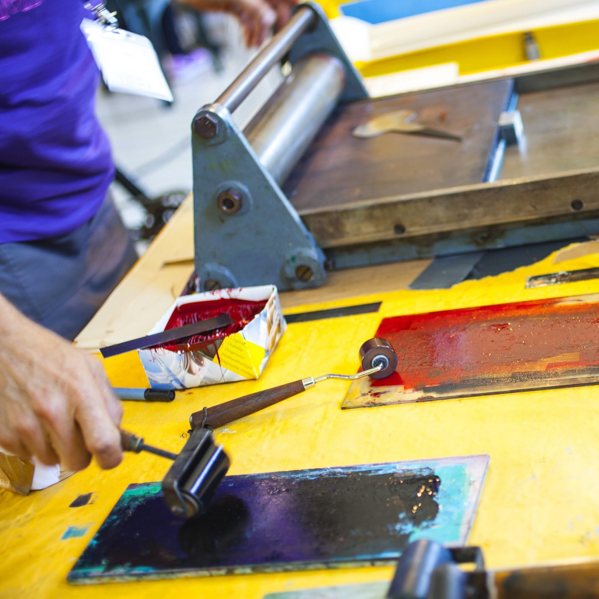 Sax Versablock Block Printing Inks for School and Arts and Crafts Use, Assorted Colors, 8 Ounce Jars, Set of 8 - Image 7